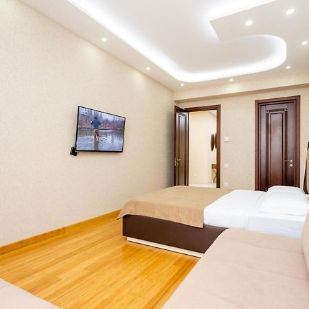 Central Cozy 3Bd-2Bath Apartment 트빌리시 외부 사진