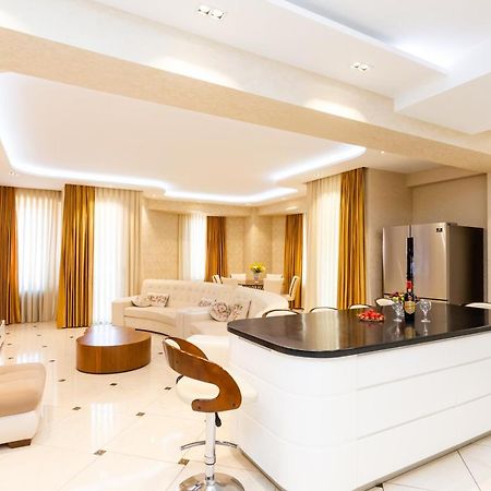 Central Cozy 3Bd-2Bath Apartment 트빌리시 외부 사진