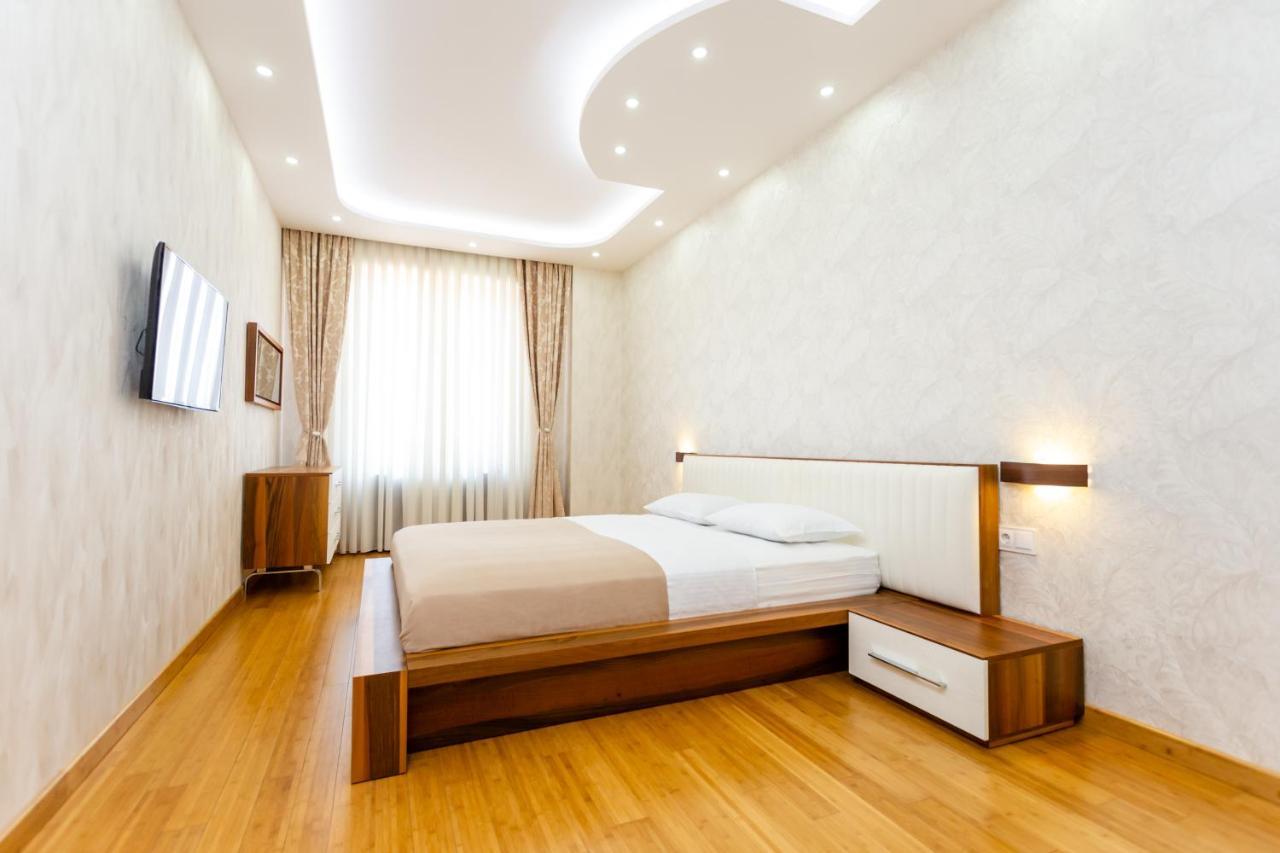 Central Cozy 3Bd-2Bath Apartment 트빌리시 외부 사진