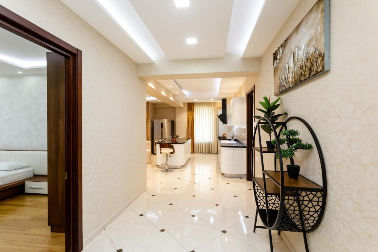 Central Cozy 3Bd-2Bath Apartment 트빌리시 외부 사진