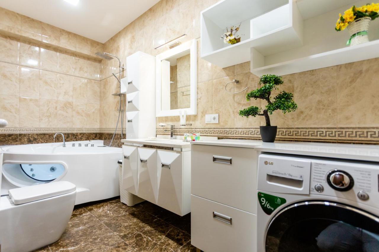 Central Cozy 3Bd-2Bath Apartment 트빌리시 외부 사진